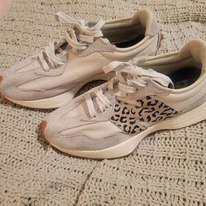 New Balance White and Tan Sneakers